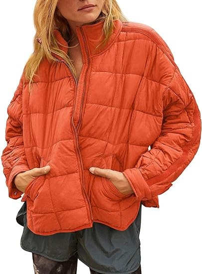 Aiopr Women's Oversized Lightweight Down Coat Long Sleeve Zip Packable Short Puffer Jackets